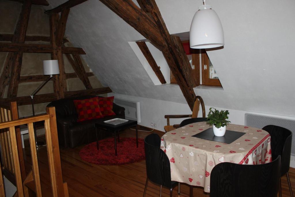 Les Appartements de Home Petite Venise Colmar Chambre photo